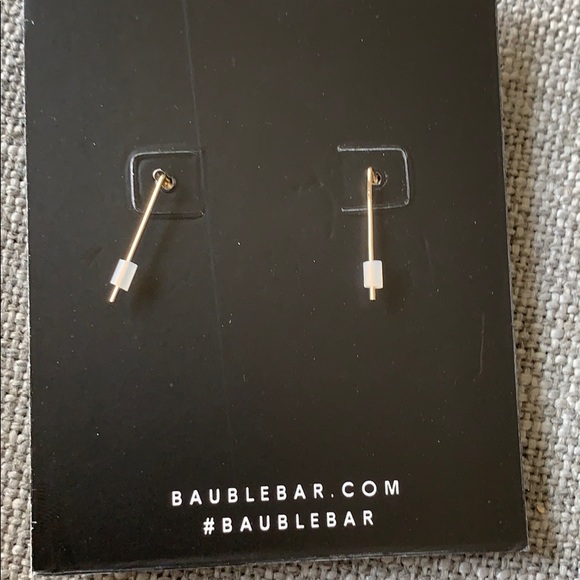 Ear crawler - Picture 2 of 2